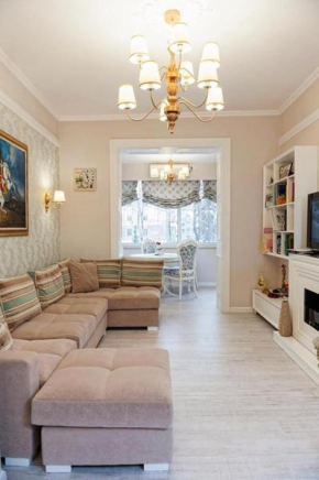 Best place to stay in Tirana, Blloku, Pallat Agimi